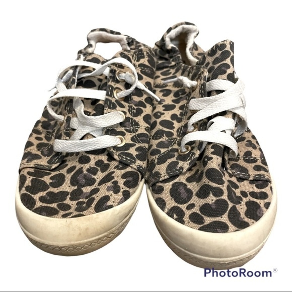 Time & Tru Women’s Leopard Print Casual Sneaker Size 7.5